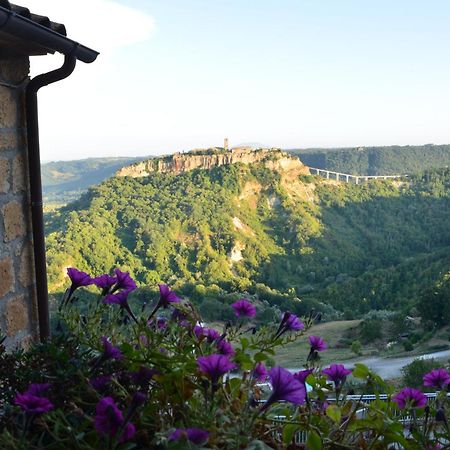 Le Calanque La Terrazza Su Civita Lubriano Dış mekan fotoğraf