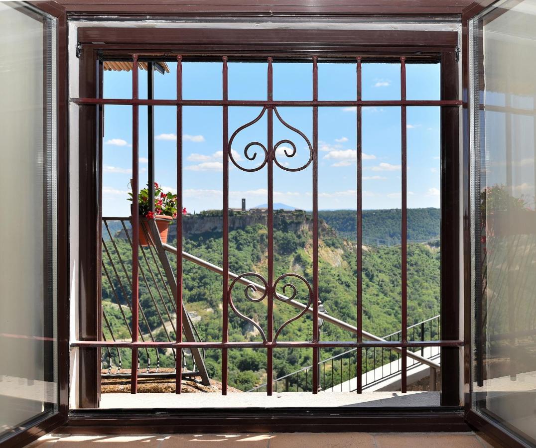 Le Calanque La Terrazza Su Civita Lubriano Dış mekan fotoğraf